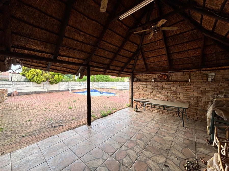 3 Bedroom Property for Sale in Meiringspark North West